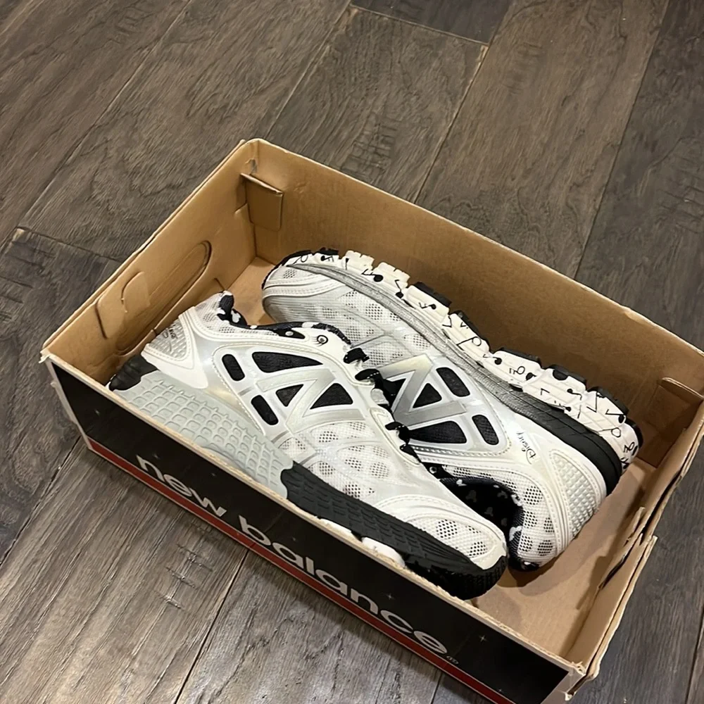New Balance 860 W860DIS5 Minnie Mouse Run Disney Shoes Sneakers Women’s 5 D Wide